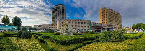河南濮阳市人民医院（医院机器人）
